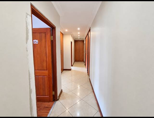 3 BEDROOM HOUSE FOR SALE IN VANDERBIJLPARK SE 8
